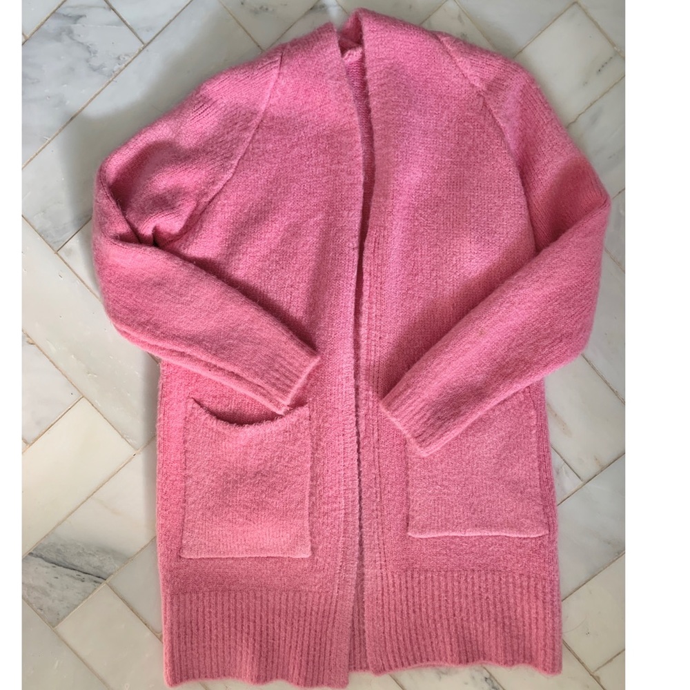 Pink warm sweater cardigan